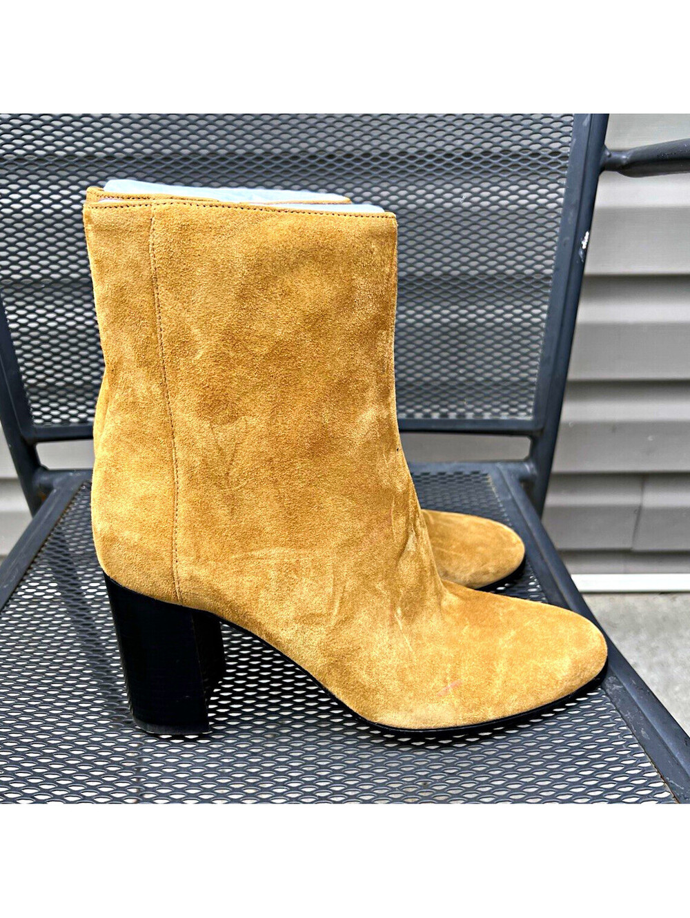 Vince Women’s Beige Suede Ankle Booties Side Zip Block Heel Almond Toe 9.5